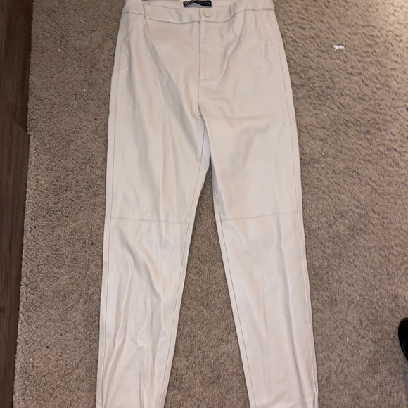 Zara beige/tan leather pants (skinny/tight fit) - Picture 2 of 4